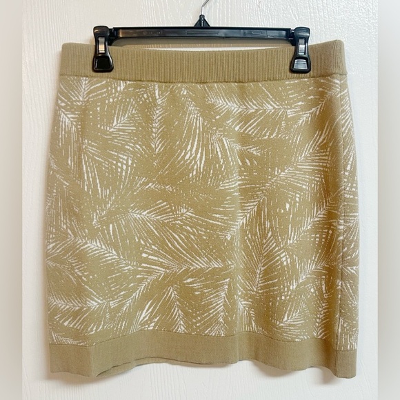 Michael Kors Two Piece Knit Set Tank Top And Skirt In Khaki & White Size L NWT - Picture 7 of 9
